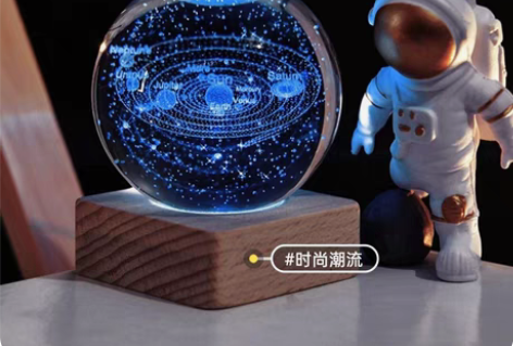 包邮全新包邮送朋友情侣礼物发光水晶球 宇宙...