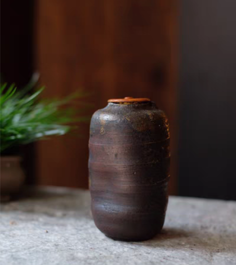 名家金重陶阳制备前烧茶入 〖时期〗明治 〖...