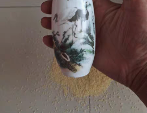 手把瓶一个，全品，手绘的，下乡收的，售出不...
