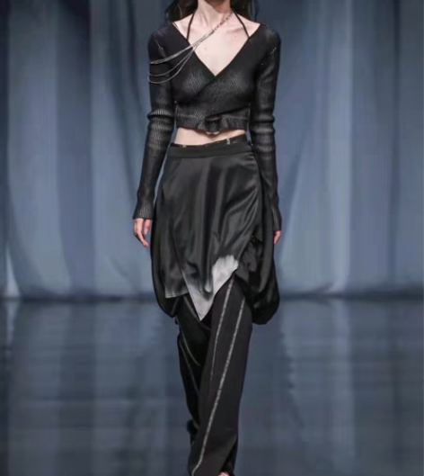 服装成衣设计制作 定做服装   服装设计成...