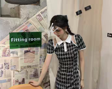 转卖First Ring 菱格美学 短袖P...