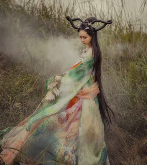 包邮子颂东方美学设计 游园惊梦汉服 绣花汉...