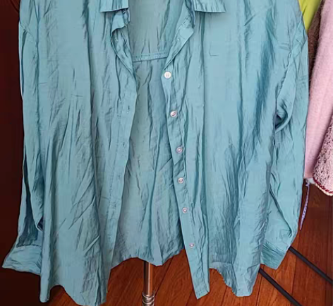丝光面衬衣  我没烫  烫完效果很好 实物...
