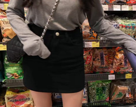 转卖最小的海 黑色复古牛仔半身裙女夏百搭显...