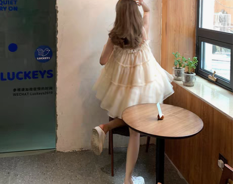 转卖LuCC重工吊带蓬蓬裙夏仙气公主欧根纱...