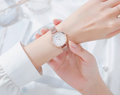 转卖【88狂欢价】kimio法国小众手表女...