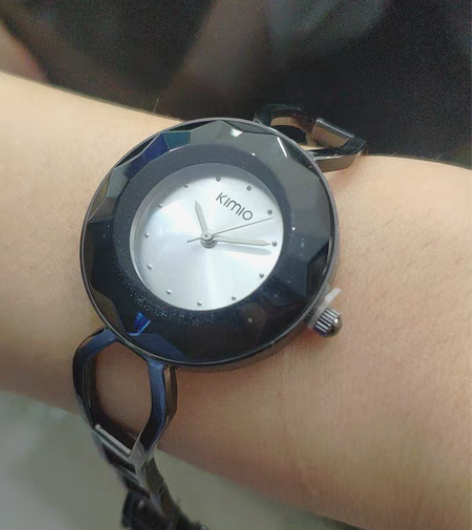 【清仓】正品金米欧手链手表，钻石切割面。走...