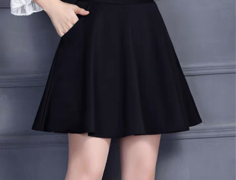 转卖全新黑色百褶裙半身裙女秋季防走光伞裙松...
