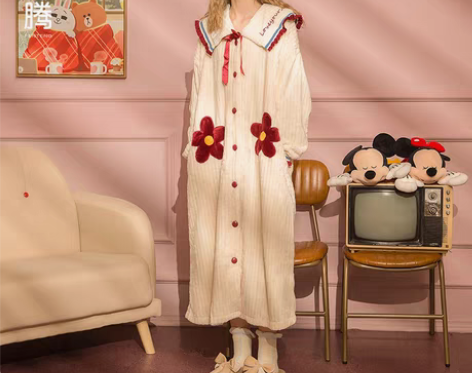 转卖睡袍睡衣可爱公主女春秋长款珊瑚绒加浴袍...