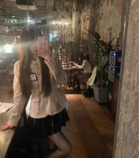 全是实拍图片！ 一套哦。 韩系甜美学院风西...