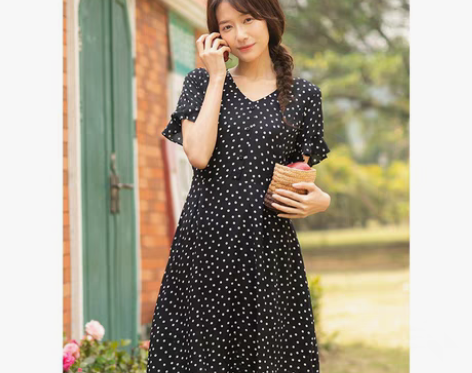 转卖茵曼裙子女2019夏季新款黑白波点连衣...