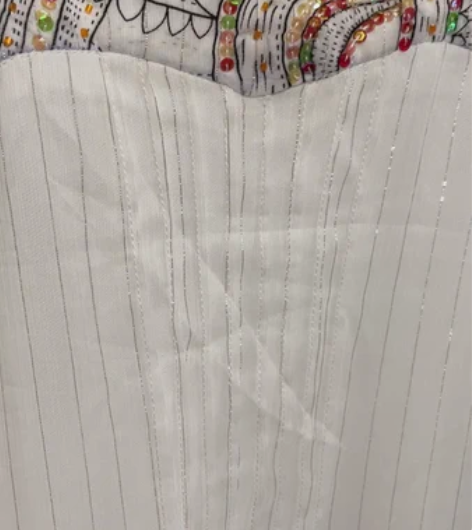 民族风裙子15元 感兴趣的话点“我想要”和...