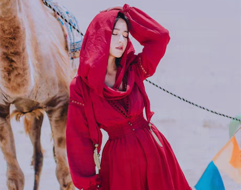 转卖西藏旅游衣服女云南丽江民族风女装海边拍...