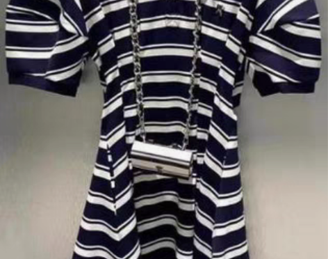 转卖2022年秋季新款休闲运动风翻领单排扣...