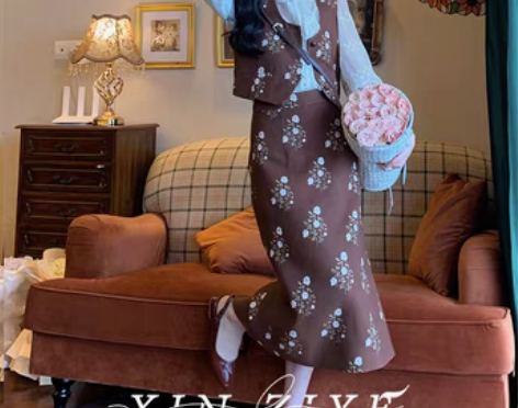 转卖欣子野【玛瑙】早秋复古港风气质碎花设计...