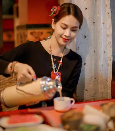 商场专柜购入森女系深蓝浅灰假两件拼接九分袖...