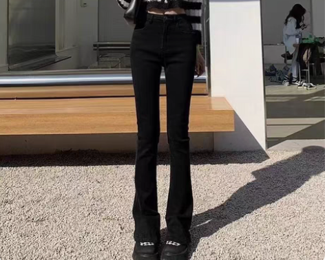 黑色微喇马蹄牛仔裤女2022年新款春秋高腰...