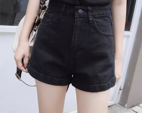 包邮显瘦A字黑色牛仔短裤 买来只穿过一次 ...