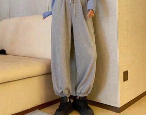 转卖灰色运动裤子女春季秋束脚卫裤2021新...