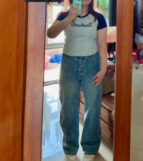 转卖高腰牛仔裤 只穿过一次 感兴趣的话点“...