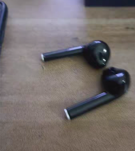 包邮纽曼出口的蓝牙耳机，音质还行，一套价格...