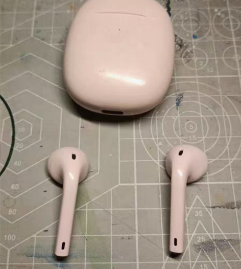 包邮唐麦M9粉色耳机，明显使用痕迹耳机仓功...