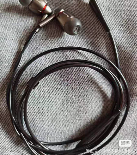 包邮耳机维修服务。本店可以维修万魔E101...