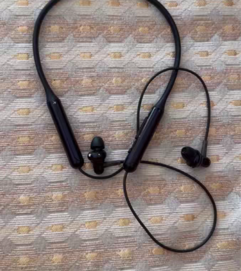 ?万魔（1MORE）蓝牙耳机 无线耳机入耳...