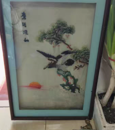 刺绣画，高60，宽41，老的，品相如图不明...