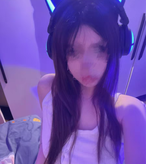 妖舞耳机3G黑色 仅试戴很好看非常好看 （...