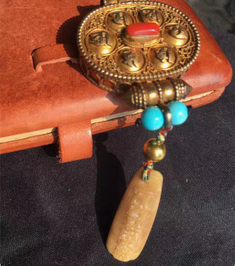 项链，工艺品。 925银鎏金的纯手工掐丝，...