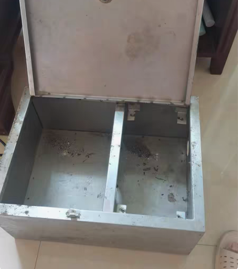66元出售闲置白钢做的多用箱，电箱也可以，...