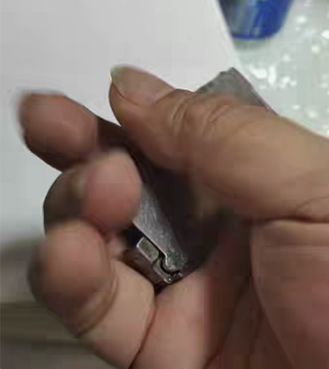  古  董  煤  油  打  火  机...