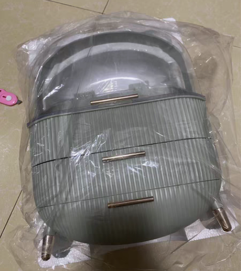 包邮雅萌灰绿色化妆品全新收纳盒，买机器一套...