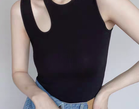 转卖黑色针织背心女设计感小众镂空无袖上衣 ...