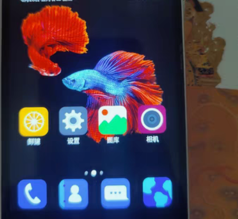 包邮智能手机:中兴ZTEC880S—175...