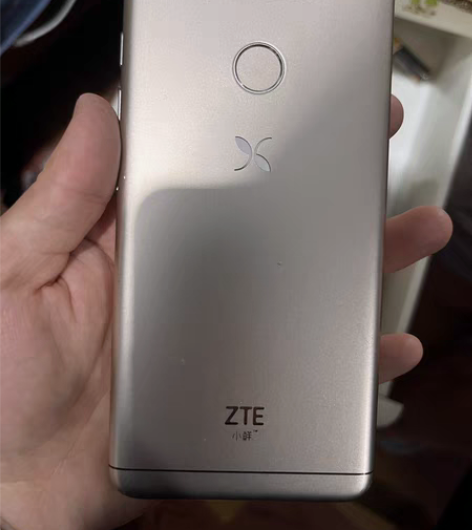 出一台中兴手机 感兴趣的话点“我想要”和我...