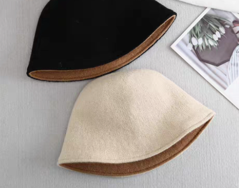 转卖帽子女渔夫帽双面戴羊毛便携洋气休闲短檐...