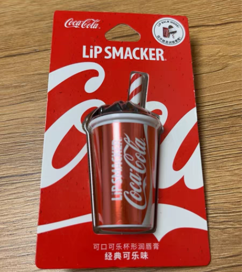 可口可乐杯形润唇膏 经典可乐味 感兴趣的话...