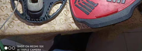 包邮分体滑板车:如图所示，功能正常，货号主...