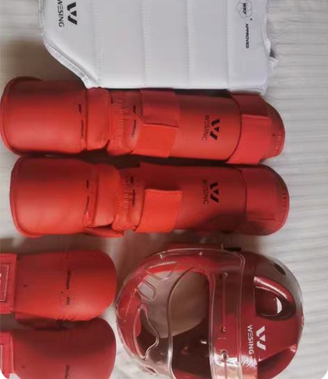 包邮九日山空手道护具全套，正品，闲置，七八...