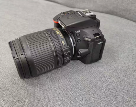 包邮尼康D5600+18-55镜头套机 尼...