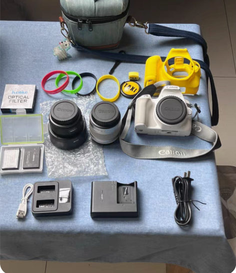 包邮【女大学生一手佳能相机】 佳能200D...