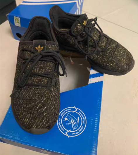 转卖正品Adidas阿迪达斯男女童运动鞋 ...