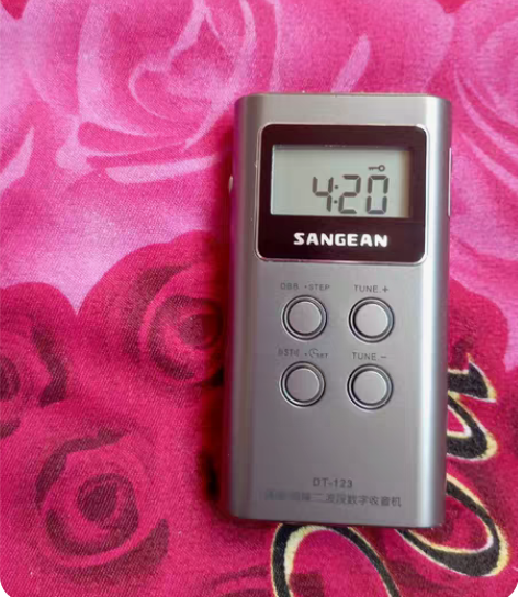 SANGEAN山进DT-123进口迷你调频...