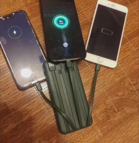 包邮全新无线充电宝30000毫安大容量快充...