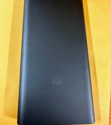 急出 小米充电宝 感兴趣的话点“我想要”和...