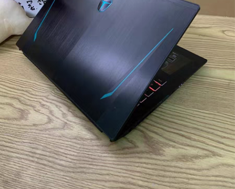 包邮雷神911黑幽灵 i7六核/144hz...