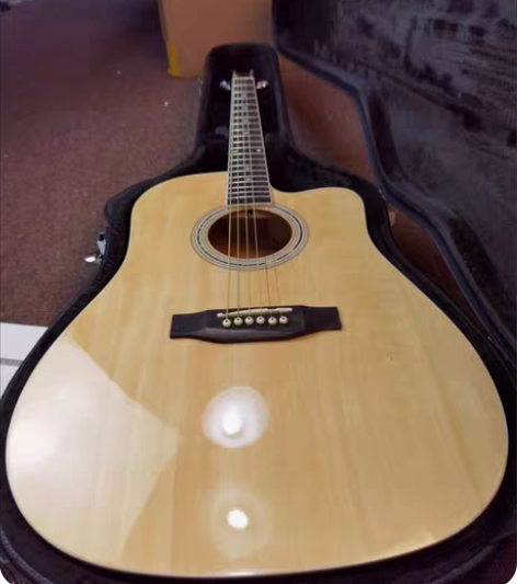 包邮捡漏【原价一千多吉他，亏本处理】原价一...