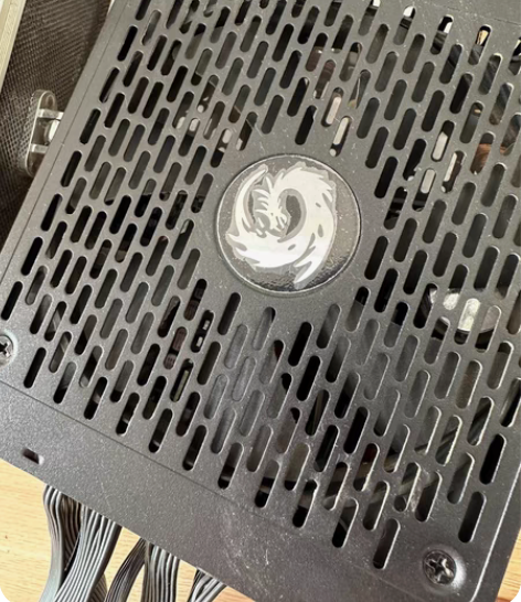 长城巨龙2000w 带箱子成色新，去年用了...